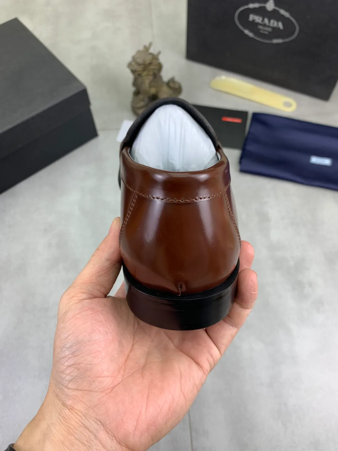 Men's men's shoes P560 new style 💰 💎💎💎 water-dyed cow lining original order quality PRADA —🆘.Prada original order purchasing, high-end business leather shoes, fabric: imported from Italy calfskin ➕ water-dyed cow lining / cowhide lining ➕ special original outsole, fine workmanship, real thing ^_^ Photographed 🎬size: 38-45